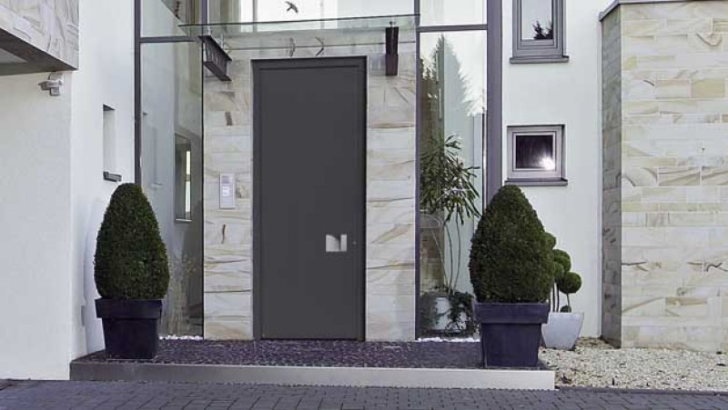 Puertas de entrada de aluminio - Instalación y venta de puertas Hörmannn