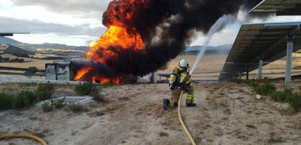 Incendio placas solares @bomberosÁlava