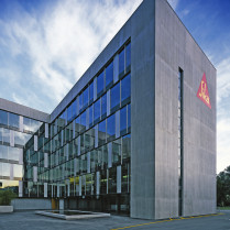 Edificio Oficinas SIKA