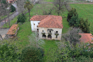 Palacio de los Bustillo Ceballos