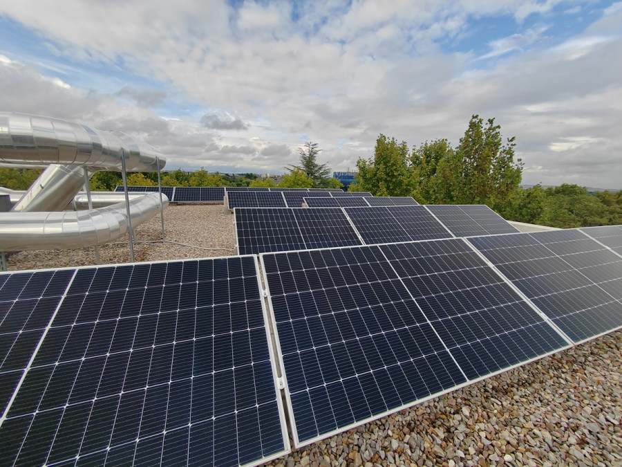 Instalación fotovoltaica impulsada por la Fundación EDP