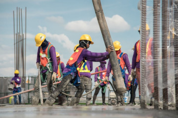 Trabajadores construccion